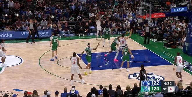 伦纳德加时赛统治力助快船逆转独行侠 北伐战绩