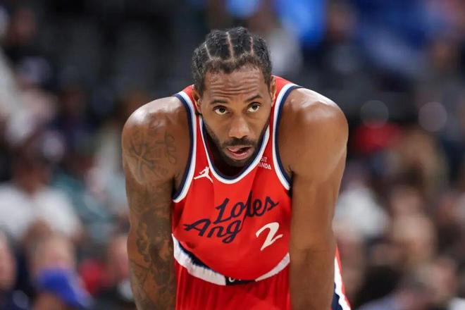 伦纳德加时赛统治力助快船逆转独行侠 北伐战绩