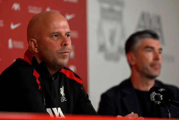 利物浦确认斯洛特赛季结束前不离任 帅位稳固引