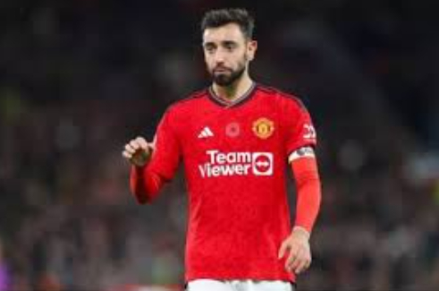 曼联中场核心费尔南德斯助攻数据领跑英超赛场