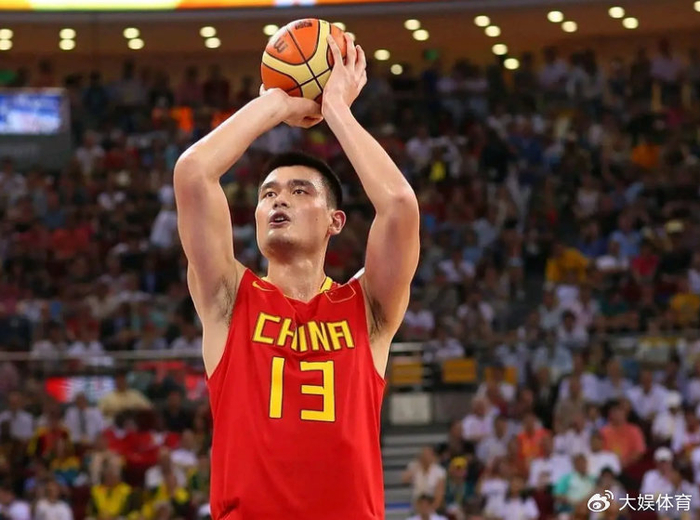 姚明未退役或成冠军拼图：技术转型与时代红利